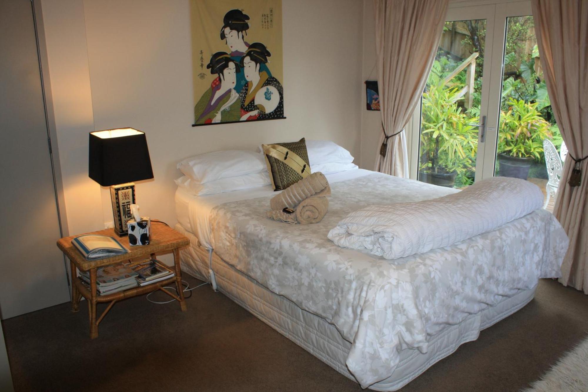 The Beach House Bed And Breakfast Maungatapu Exterior photo